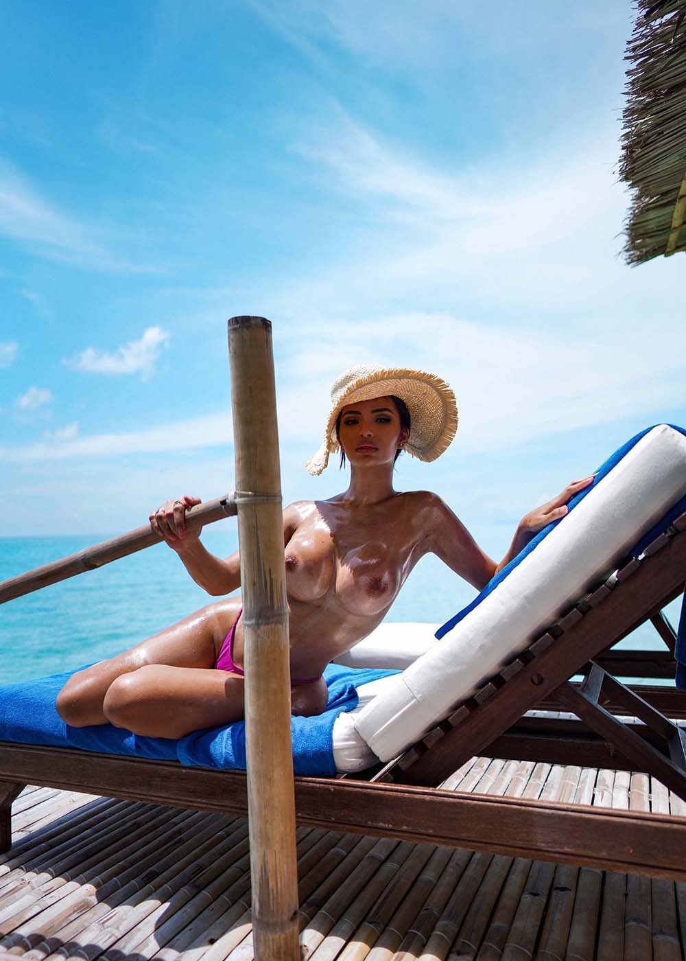 Beautiful girl Angela Castellanos naked in Basseterre